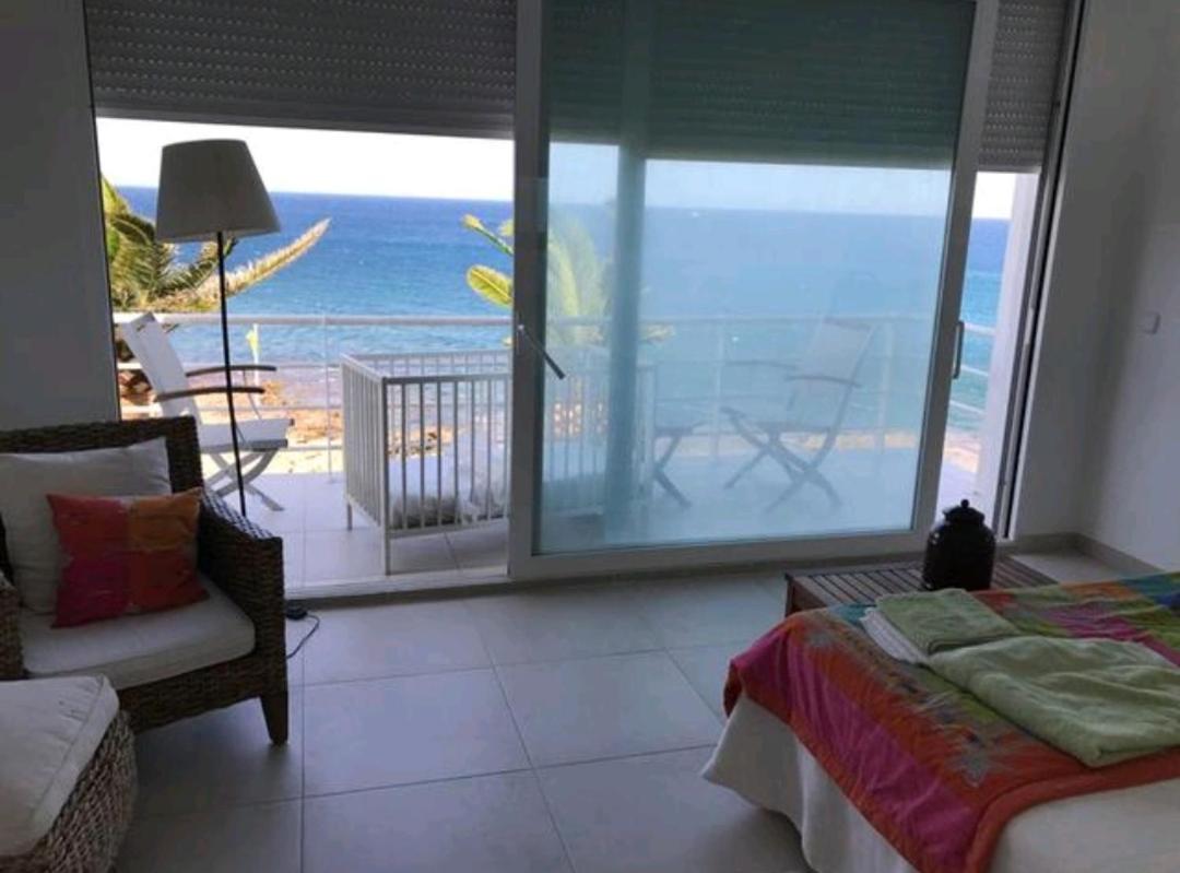 Bed And Breakfast On The Beach 2 Frühstückspension
